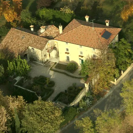 Casa Due Tigli Bed & Breakfast